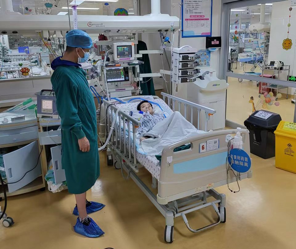 通河县跨省救护车出租公司